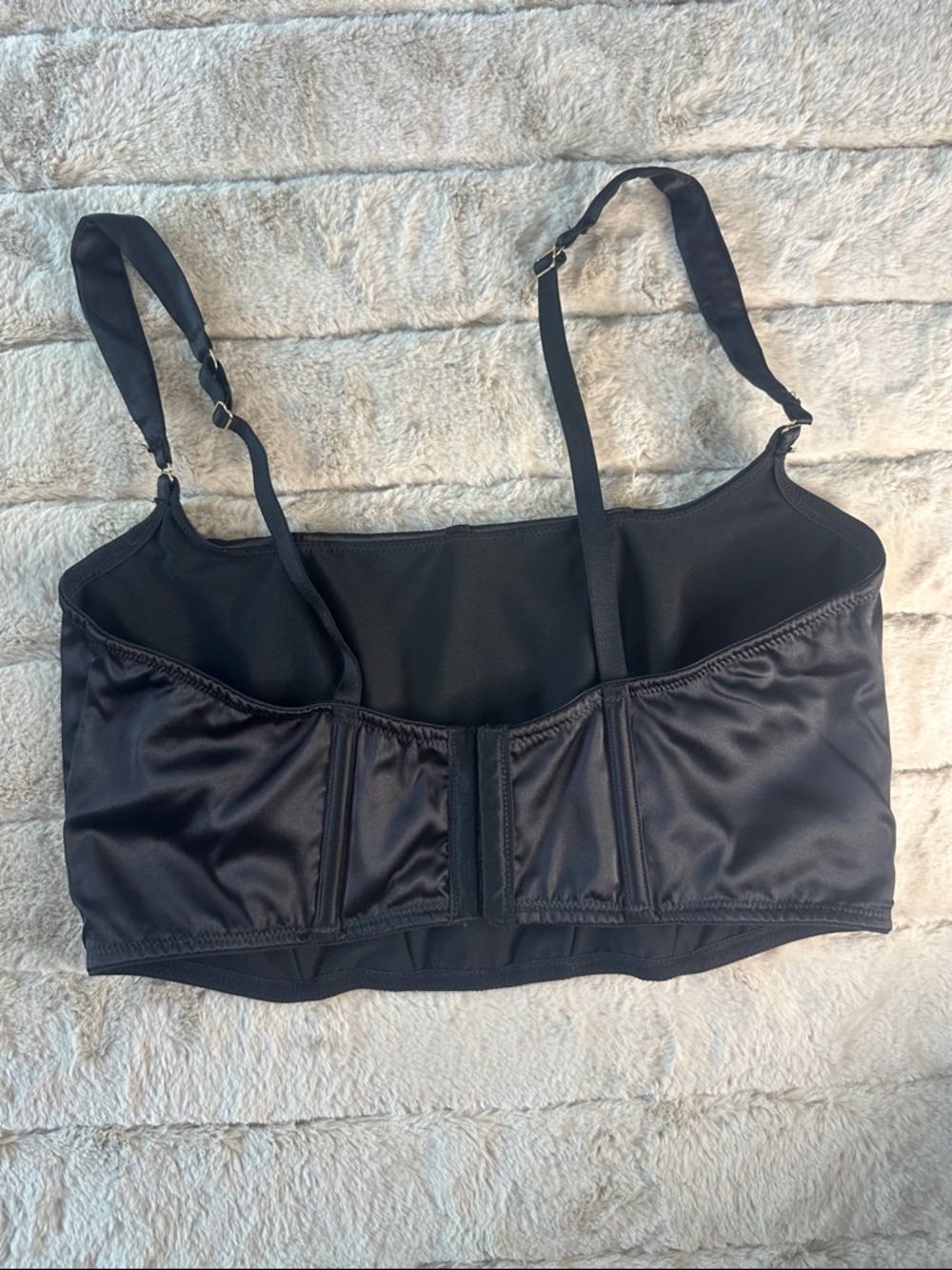 Black Ribbed Cropped Corset, XL - Picture 3 of 6